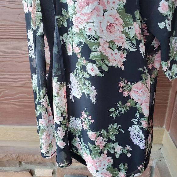 Women's Open Front Black Floral Print Semi-Sheer Kimono Flowy Boho NWOT - Picture 9 of 10